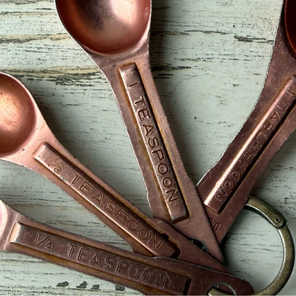 Vintage Aluminum Copper Tone Nesting Oval (4) Measuring Spoons US STD Farmhouse